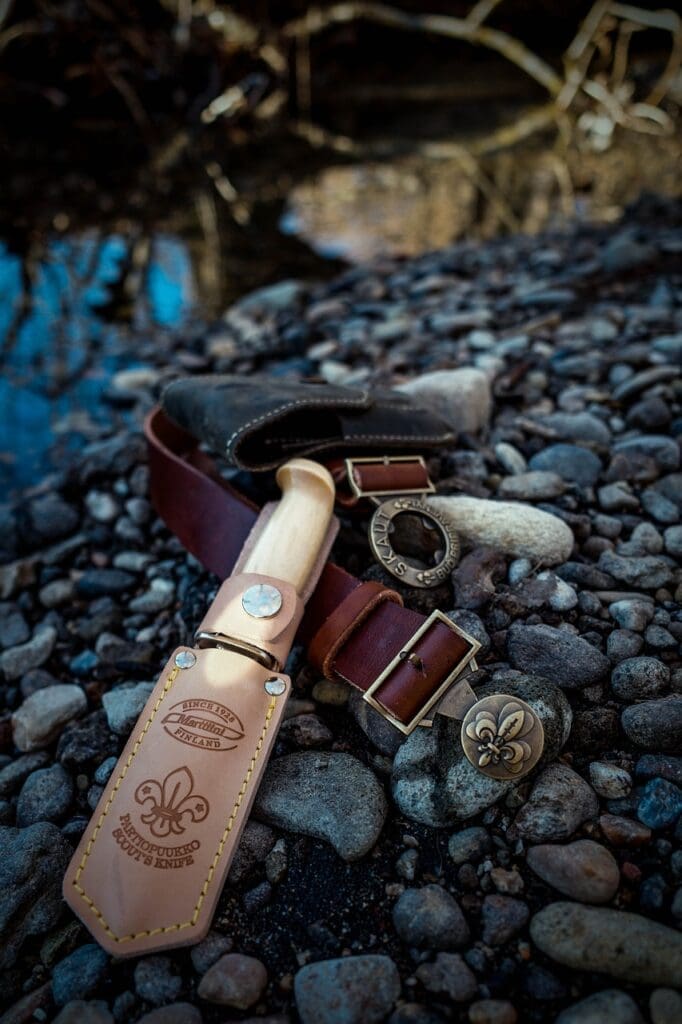 How To Choose The Best Survival Knife For Your Needs