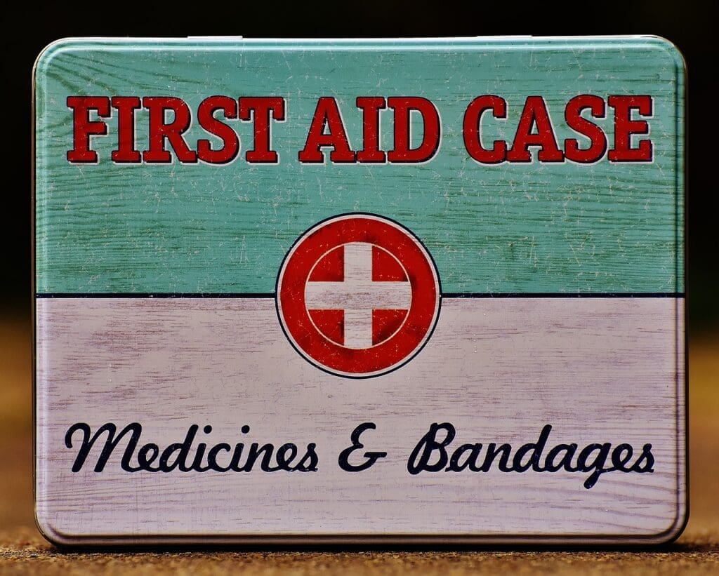 Essential Items For A DIY First Aid Kit