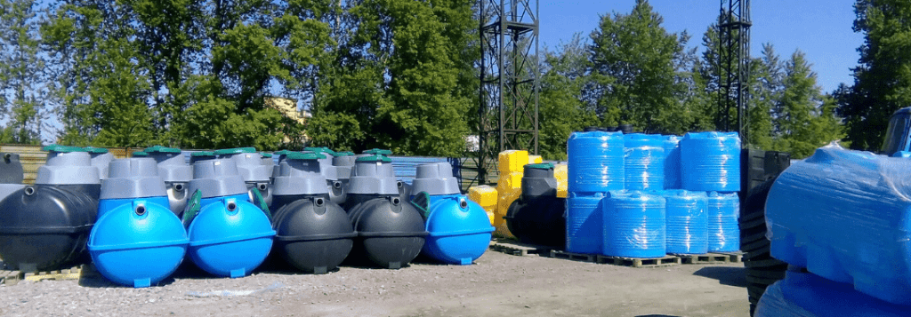 Key Factors To Consider When Choosing Water Storage Containers